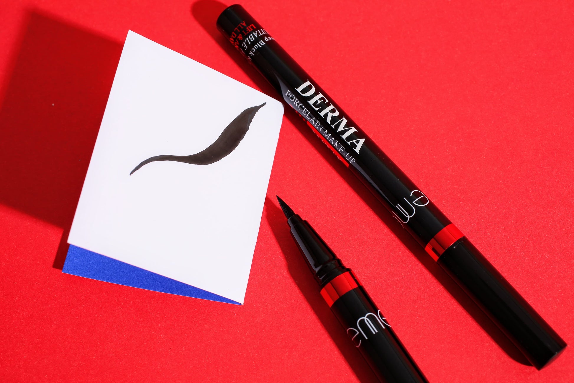 Derma 24H Matte Eyeliner Pen Emelie Cosmetics.pk